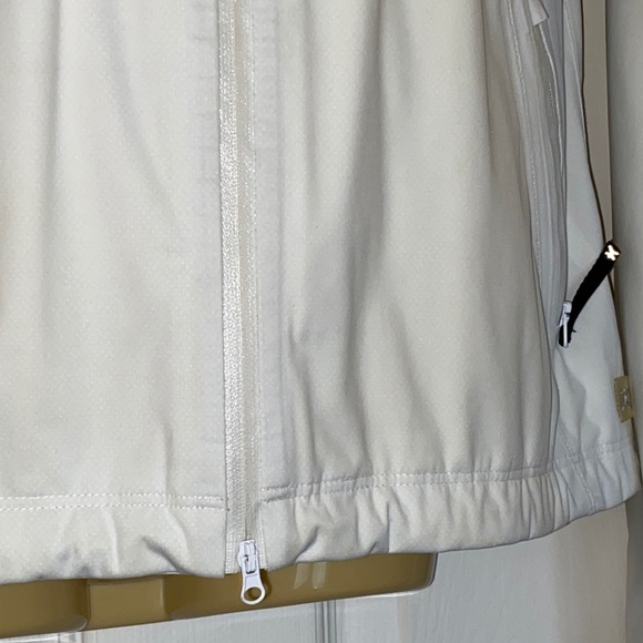 Danskin Tech Elements waterproof jacket Sz S - Picture 6 of 10